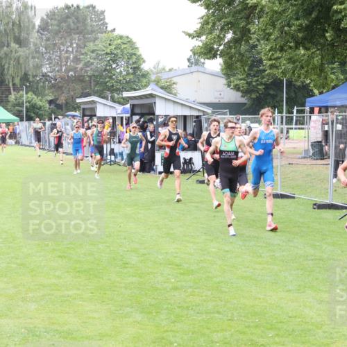14.06.2026 - 7 Türme Triathlon Andreas Tolksdorf http://msf.ph/oto/9811069 14.06.2026 09:16:14 Schwimmen  meine-sportfotos.de