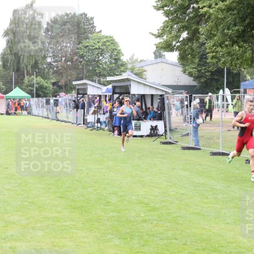 14.06.2026 - 7 Türme Triathlon Andreas Tolksdorf http://msf.ph/oto/9811091 14.06.2026 09:16:27 Schwimmen  meine-sportfotos.de