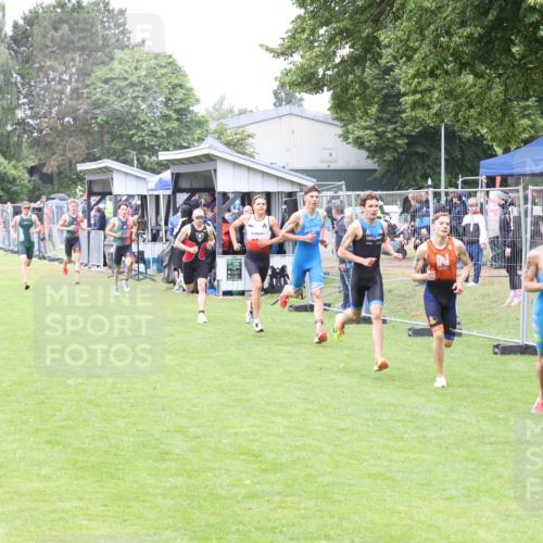 14.06.2026 - 7 Türme Triathlon Andreas Tolksdorf http://msf.ph/oto/9811103 14.06.2026 09:17:51 Schwimmen  meine-sportfotos.de