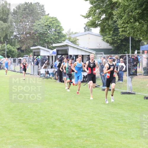 14.06.2026 - 7 Türme Triathlon Andreas Tolksdorf http://msf.ph/oto/9811122 14.06.2026 09:18:01 Schwimmen  meine-sportfotos.de
