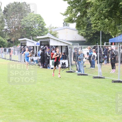 14.06.2026 - 7 Türme Triathlon Andreas Tolksdorf http://msf.ph/oto/9811123 14.06.2026 09:18:05 Schwimmen  meine-sportfotos.de