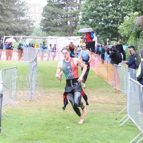 14.06.2026 - 7 Türme Triathlon Andreas Tolksdorf http://msf.ph/oto/9811140 14.06.2026 09:20:05 Schwimmen  meine-sportfotos.de