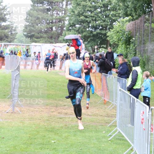 14.06.2026 - 7 Türme Triathlon Andreas Tolksdorf http://msf.ph/oto/9811144 14.06.2026 09:20:07 Schwimmen  meine-sportfotos.de