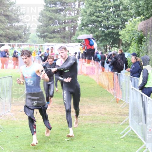 14.06.2026 - 7 Türme Triathlon Andreas Tolksdorf http://msf.ph/oto/9811160 14.06.2026 09:20:16 Schwimmen  meine-sportfotos.de
