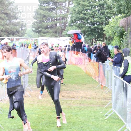 14.06.2026 - 7 Türme Triathlon Andreas Tolksdorf http://msf.ph/oto/9811161 14.06.2026 09:20:16 Schwimmen  meine-sportfotos.de