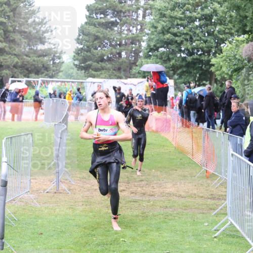 14.06.2026 - 7 Türme Triathlon Andreas Tolksdorf http://msf.ph/oto/9811195 14.06.2026 09:20:36 Schwimmen  meine-sportfotos.de