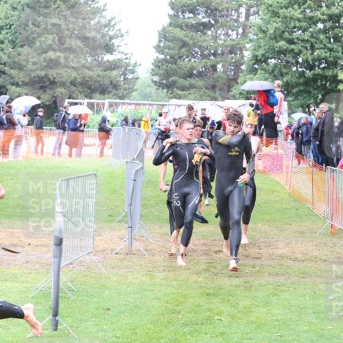 14.06.2026 - 7 Türme Triathlon Andreas Tolksdorf http://msf.ph/oto/9811204 14.06.2026 09:20:43 Schwimmen  meine-sportfotos.de