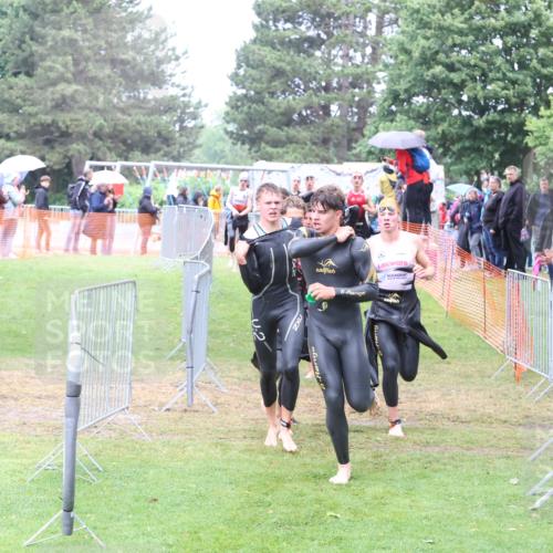 14.06.2026 - 7 Türme Triathlon Andreas Tolksdorf http://msf.ph/oto/9811206 14.06.2026 09:20:43 Schwimmen  meine-sportfotos.de