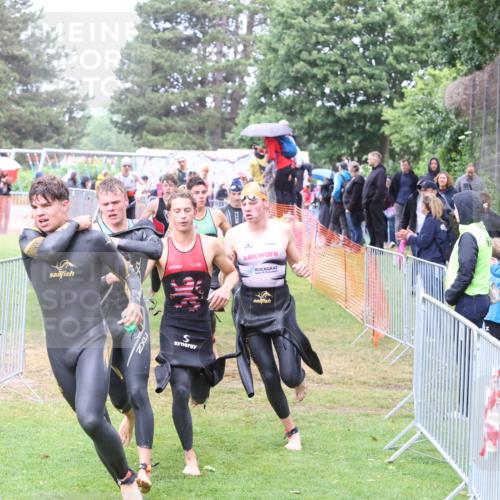 14.06.2026 - 7 Türme Triathlon Andreas Tolksdorf http://msf.ph/oto/9811207 14.06.2026 09:20:44 Schwimmen  meine-sportfotos.de