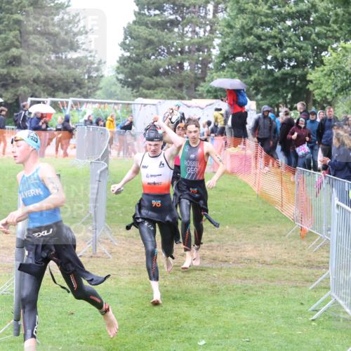 14.06.2026 - 7 Türme Triathlon Andreas Tolksdorf http://msf.ph/oto/9811218 14.06.2026 09:20:48 Schwimmen  meine-sportfotos.de