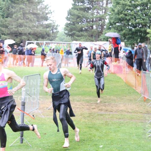 14.06.2026 - 7 Türme Triathlon Andreas Tolksdorf http://msf.ph/oto/9811226 14.06.2026 09:20:51 Schwimmen  meine-sportfotos.de