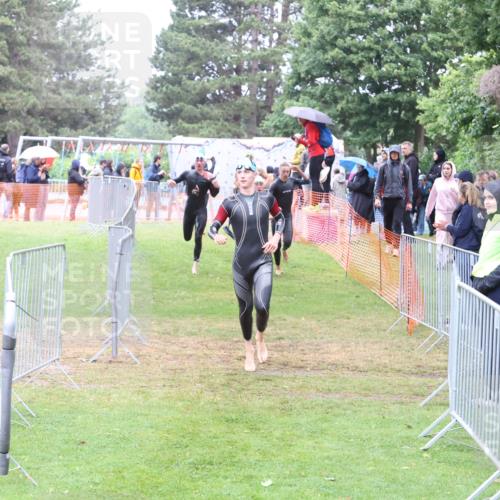 14.06.2026 - 7 Türme Triathlon Andreas Tolksdorf http://msf.ph/oto/9811227 14.06.2026 09:20:52 Schwimmen  meine-sportfotos.de