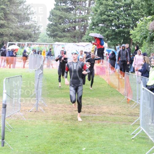 14.06.2026 - 7 Türme Triathlon Andreas Tolksdorf http://msf.ph/oto/9811228 14.06.2026 09:20:52 Schwimmen  meine-sportfotos.de