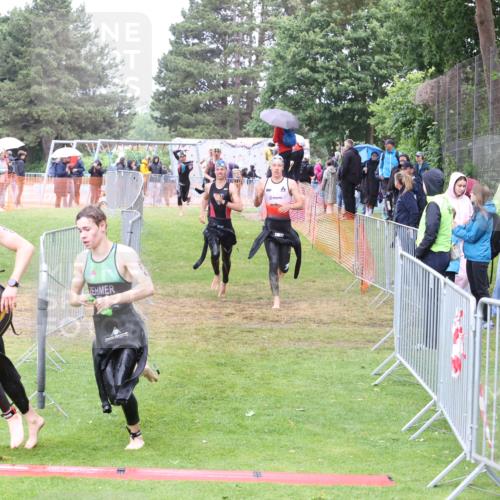 14.06.2026 - 7 Türme Triathlon Andreas Tolksdorf http://msf.ph/oto/9811243 14.06.2026 09:21:03 Schwimmen  meine-sportfotos.de