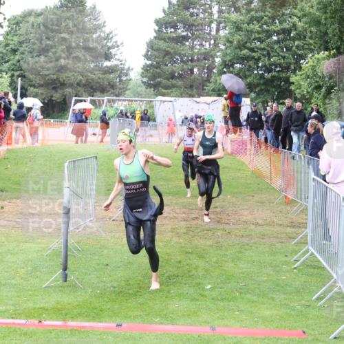 14.06.2026 - 7 Türme Triathlon Andreas Tolksdorf http://msf.ph/oto/9811257 14.06.2026 09:21:14 Schwimmen  meine-sportfotos.de