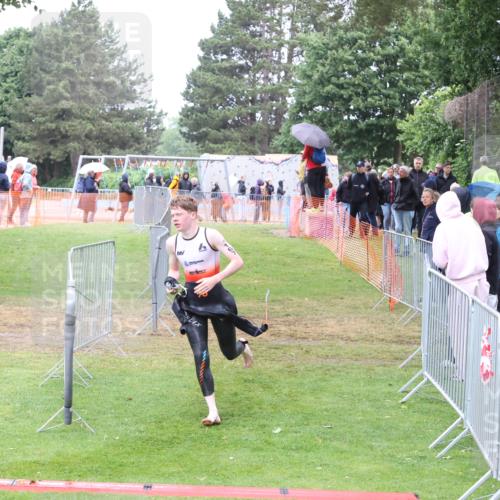 14.06.2026 - 7 Türme Triathlon Andreas Tolksdorf http://msf.ph/oto/9811262 14.06.2026 09:21:16 Schwimmen  meine-sportfotos.de