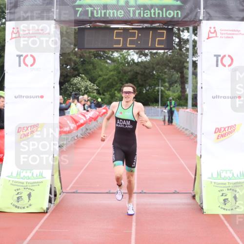 14.06.2026 - 7 Türme Triathlon Andreas Tolksdorf http://msf.ph/oto/9811282 14.06.2026 09:31:24 Schwimmen  meine-sportfotos.de