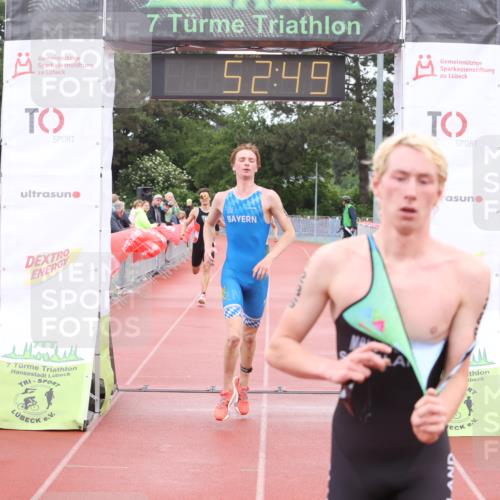 14.06.2026 - 7 Türme Triathlon Andreas Tolksdorf http://msf.ph/oto/9811294 14.06.2026 09:32:01 Schwimmen  meine-sportfotos.de