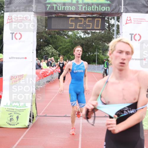 14.06.2026 - 7 Türme Triathlon Andreas Tolksdorf http://msf.ph/oto/9811295 14.06.2026 09:32:01 Schwimmen  meine-sportfotos.de