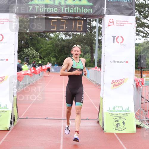 14.06.2026 - 7 Türme Triathlon Andreas Tolksdorf http://msf.ph/oto/9811304 14.06.2026 09:32:30 Schwimmen  meine-sportfotos.de