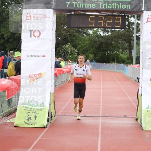 14.06.2026 - 7 Türme Triathlon Andreas Tolksdorf http://msf.ph/oto/9811306 14.06.2026 09:32:41 Schwimmen  meine-sportfotos.de