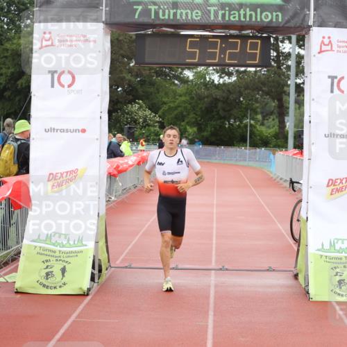 14.06.2026 - 7 Türme Triathlon Andreas Tolksdorf http://msf.ph/oto/9811307 14.06.2026 09:32:41 Schwimmen  meine-sportfotos.de