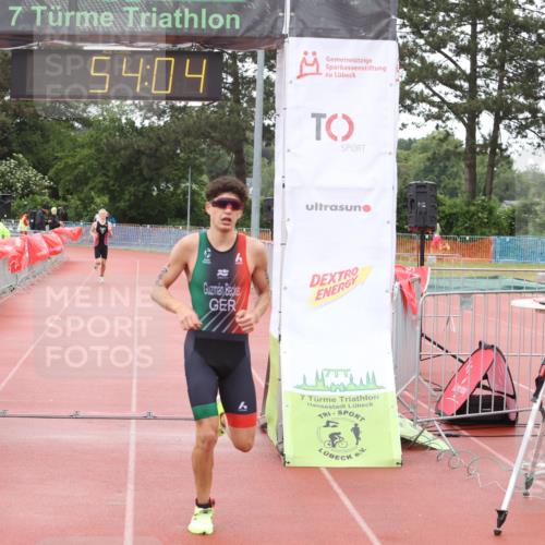14.06.2026 - 7 Türme Triathlon Andreas Tolksdorf http://msf.ph/oto/9811316 14.06.2026 09:33:15 Schwimmen  meine-sportfotos.de
