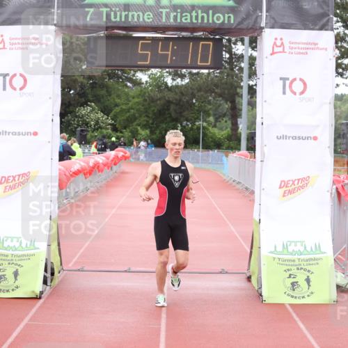 14.06.2026 - 7 Türme Triathlon Andreas Tolksdorf http://msf.ph/oto/9811321 14.06.2026 09:33:22 Schwimmen  meine-sportfotos.de