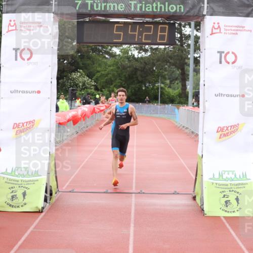 14.06.2026 - 7 Türme Triathlon Andreas Tolksdorf http://msf.ph/oto/9811331 14.06.2026 09:33:39 Schwimmen  meine-sportfotos.de