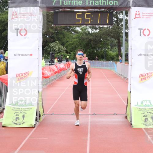 14.06.2026 - 7 Türme Triathlon Andreas Tolksdorf http://msf.ph/oto/9811365 14.06.2026 09:34:23 Schwimmen  meine-sportfotos.de