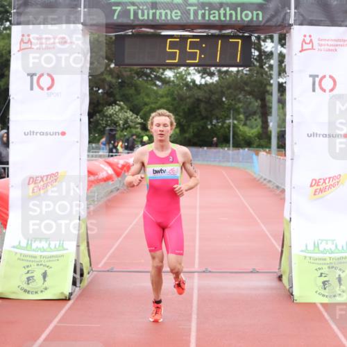 14.06.2026 - 7 Türme Triathlon Andreas Tolksdorf http://msf.ph/oto/9811371 14.06.2026 09:34:28 Schwimmen  meine-sportfotos.de