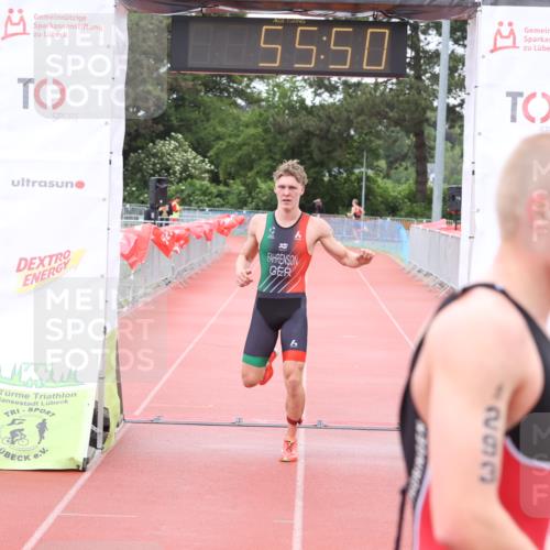 14.06.2026 - 7 Türme Triathlon Andreas Tolksdorf http://msf.ph/oto/9811382 14.06.2026 09:35:01 Schwimmen  meine-sportfotos.de