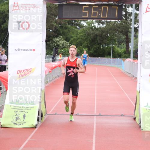 14.06.2026 - 7 Türme Triathlon Andreas Tolksdorf http://msf.ph/oto/9811388 14.06.2026 09:35:19 Schwimmen  meine-sportfotos.de