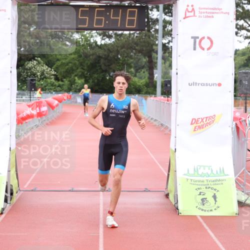 14.06.2026 - 7 Türme Triathlon Andreas Tolksdorf http://msf.ph/oto/9811403 14.06.2026 09:35:59 Schwimmen  meine-sportfotos.de