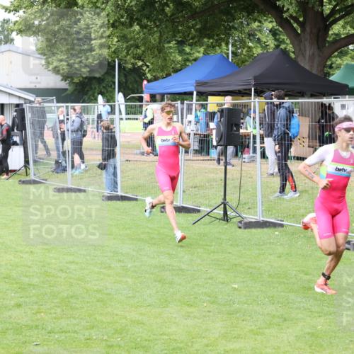 14.06.2026 - 7 Türme Triathlon Andreas Tolksdorf http://msf.ph/oto/9811422 14.06.2026 09:47:35 Schwimmen  meine-sportfotos.de