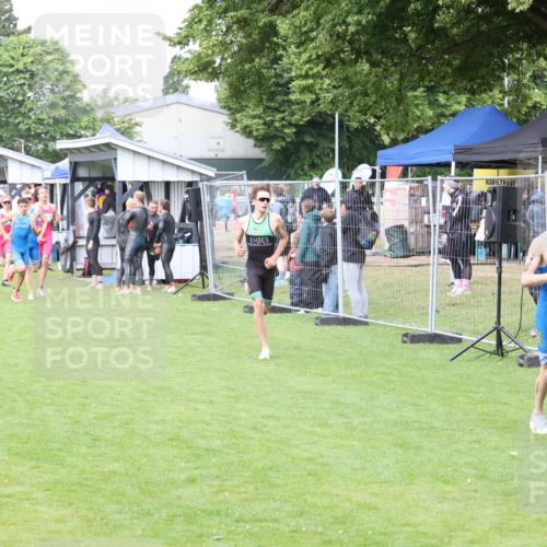 14.06.2026 - 7 Türme Triathlon Andreas Tolksdorf http://msf.ph/oto/9811446 14.06.2026 09:48:00 Schwimmen  meine-sportfotos.de