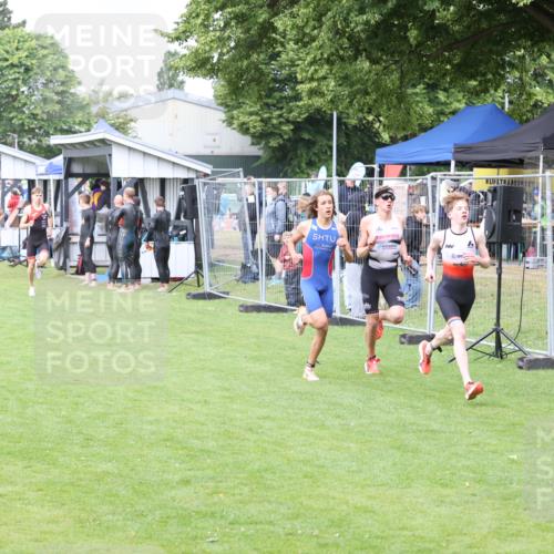 14.06.2026 - 7 Türme Triathlon Andreas Tolksdorf http://msf.ph/oto/9811463 14.06.2026 09:48:06 Schwimmen  meine-sportfotos.de