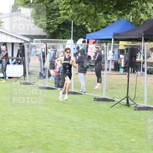 14.06.2026 - 7 Türme Triathlon Andreas Tolksdorf http://msf.ph/oto/9811492 14.06.2026 09:48:28 Schwimmen  meine-sportfotos.de