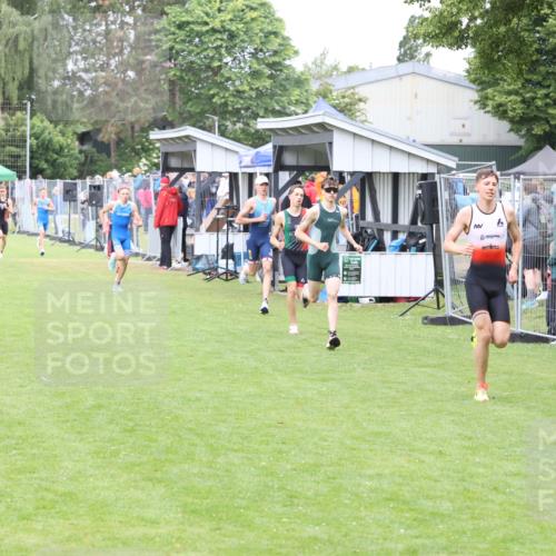 14.06.2026 - 7 Türme Triathlon Andreas Tolksdorf http://msf.ph/oto/9811510 14.06.2026 09:49:30 Schwimmen  meine-sportfotos.de