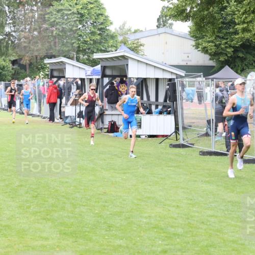 14.06.2026 - 7 Türme Triathlon Andreas Tolksdorf http://msf.ph/oto/9811514 14.06.2026 09:49:33 Schwimmen  meine-sportfotos.de