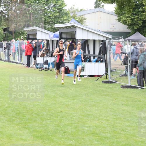 14.06.2026 - 7 Türme Triathlon Andreas Tolksdorf http://msf.ph/oto/9811518 14.06.2026 09:49:37 Schwimmen  meine-sportfotos.de