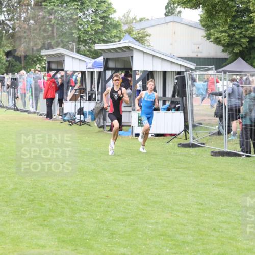 14.06.2026 - 7 Türme Triathlon Andreas Tolksdorf http://msf.ph/oto/9811519 14.06.2026 09:49:37 Schwimmen  meine-sportfotos.de