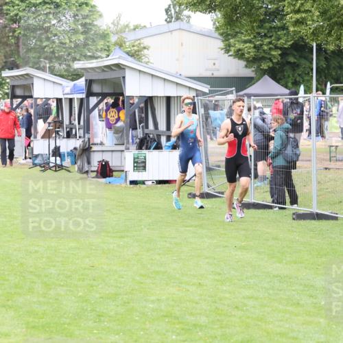 14.06.2026 - 7 Türme Triathlon Andreas Tolksdorf http://msf.ph/oto/9811525 14.06.2026 09:49:46 Schwimmen  meine-sportfotos.de