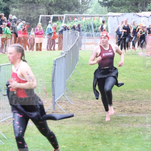 14.06.2026 - 7 Türme Triathlon Andreas Tolksdorf http://msf.ph/oto/9811537 14.06.2026 09:50:02 Schwimmen  meine-sportfotos.de