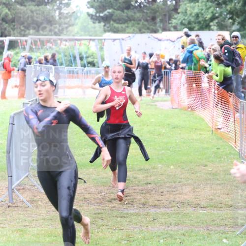 14.06.2026 - 7 Türme Triathlon Andreas Tolksdorf http://msf.ph/oto/9811568 14.06.2026 09:50:19 Schwimmen  meine-sportfotos.de
