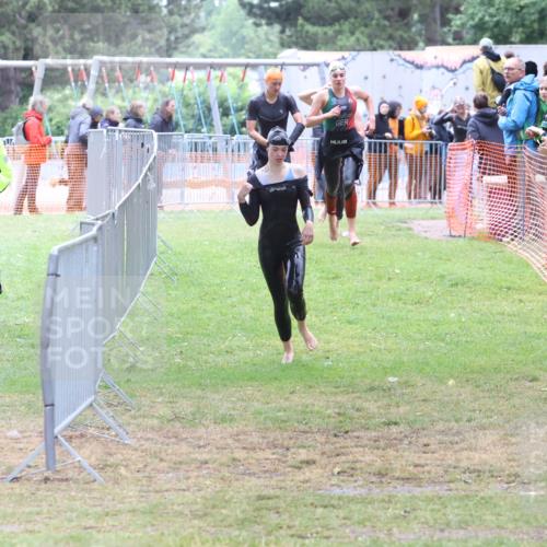 14.06.2026 - 7 Türme Triathlon Andreas Tolksdorf http://msf.ph/oto/9811623 14.06.2026 09:50:52 Schwimmen  meine-sportfotos.de