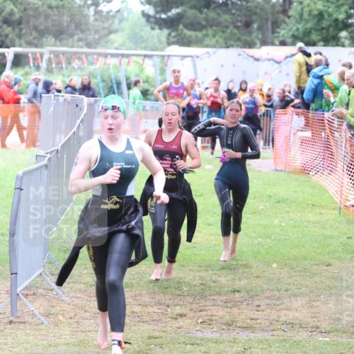 14.06.2026 - 7 Türme Triathlon Andreas Tolksdorf http://msf.ph/oto/9811652 14.06.2026 09:51:11 Schwimmen  meine-sportfotos.de