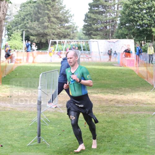 14.06.2026 - 7 Türme Triathlon Andreas Tolksdorf http://msf.ph/oto/9811714 14.06.2026 10:53:55 Schwimmen  meine-sportfotos.de