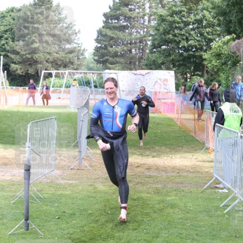 14.06.2026 - 7 Türme Triathlon Andreas Tolksdorf http://msf.ph/oto/9811740 14.06.2026 10:54:57 Schwimmen  meine-sportfotos.de
