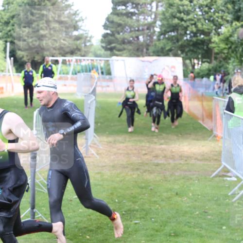 14.06.2026 - 7 Türme Triathlon Andreas Tolksdorf http://msf.ph/oto/9811777 14.06.2026 10:57:00 Schwimmen  meine-sportfotos.de